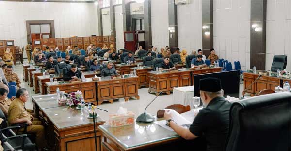 Perubahan Perda Pajak dan Retribusi Daerah Disahkan DPRD Solsel