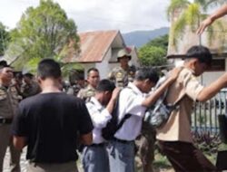 Keluyuran Saat Jam Sekolah, 10 Pelajar Diamankan