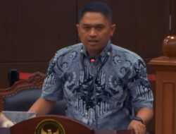 Curhat Dosen ASN di MK, Gaji Tak Cukup hingga Rela Berjualan Bubur Bayi dan Baju Anak