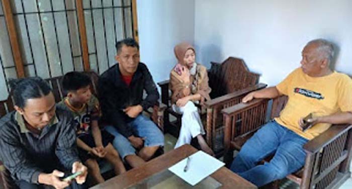 Ratusan Pemilik Konter Pulsa di Sumbar Mengaku Tertipu.