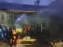 Gudang Kopra Ludes Terbakar di Seberang Padang