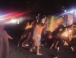 Kecelakaan Tunggal, Bus Terguling di Koto Tangah