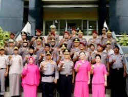 Kapolda Sumbar Pimpin Upacara Kenaikan Pangkat Personel Polri dan PNS Periode Juli 2026