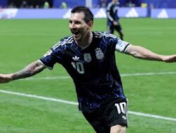 Argentina Tundukkan Inggris 2-1 di Semifinal