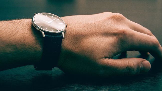 Terkadang tangan terasa gatal setelah pakai jam tangan saat olahraga.