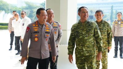 Kapolri Jenderal Listyo Sigit Prabowo bertemu Panglima TNI Jenderal Agus Subiyanto.