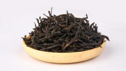 Teh Da Hong Pao, yang disebut sebagai teh termahal di dunia.