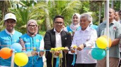 PLN Sumbar Kembangkan Budidaya Lele untuk Warga Padang.