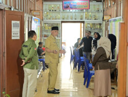 Tinjau Pelaksanaan SPMB di SMAN 1 Bukittinggi, Gubernur Pastikan Seleksi Berjalan Transparan, Objektif, dan Bebas Intervensi
