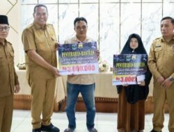 57 Warga Kota Pariaman Terima Modal Usaha Korban Bencana Hidrometeorologi