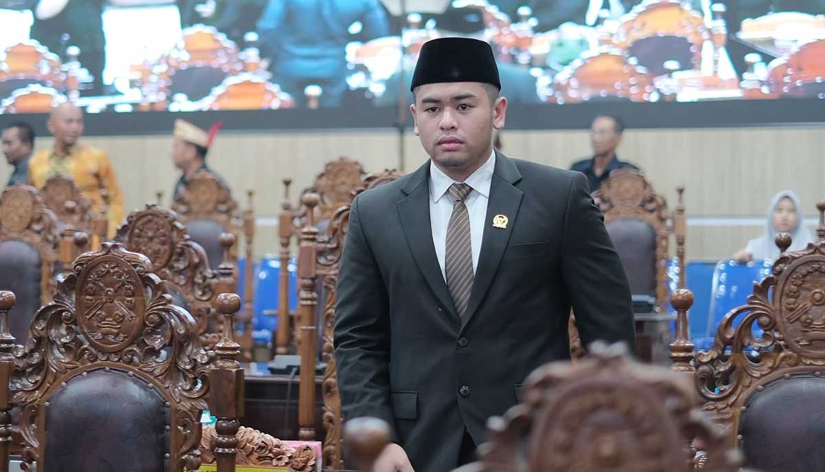 Ketua Komisi IV DPRD Kabupaten Kapuas, Arhensa Mullah Muhammad, menyoroti polemik di SMAN 2 Kuala Kapuas.
