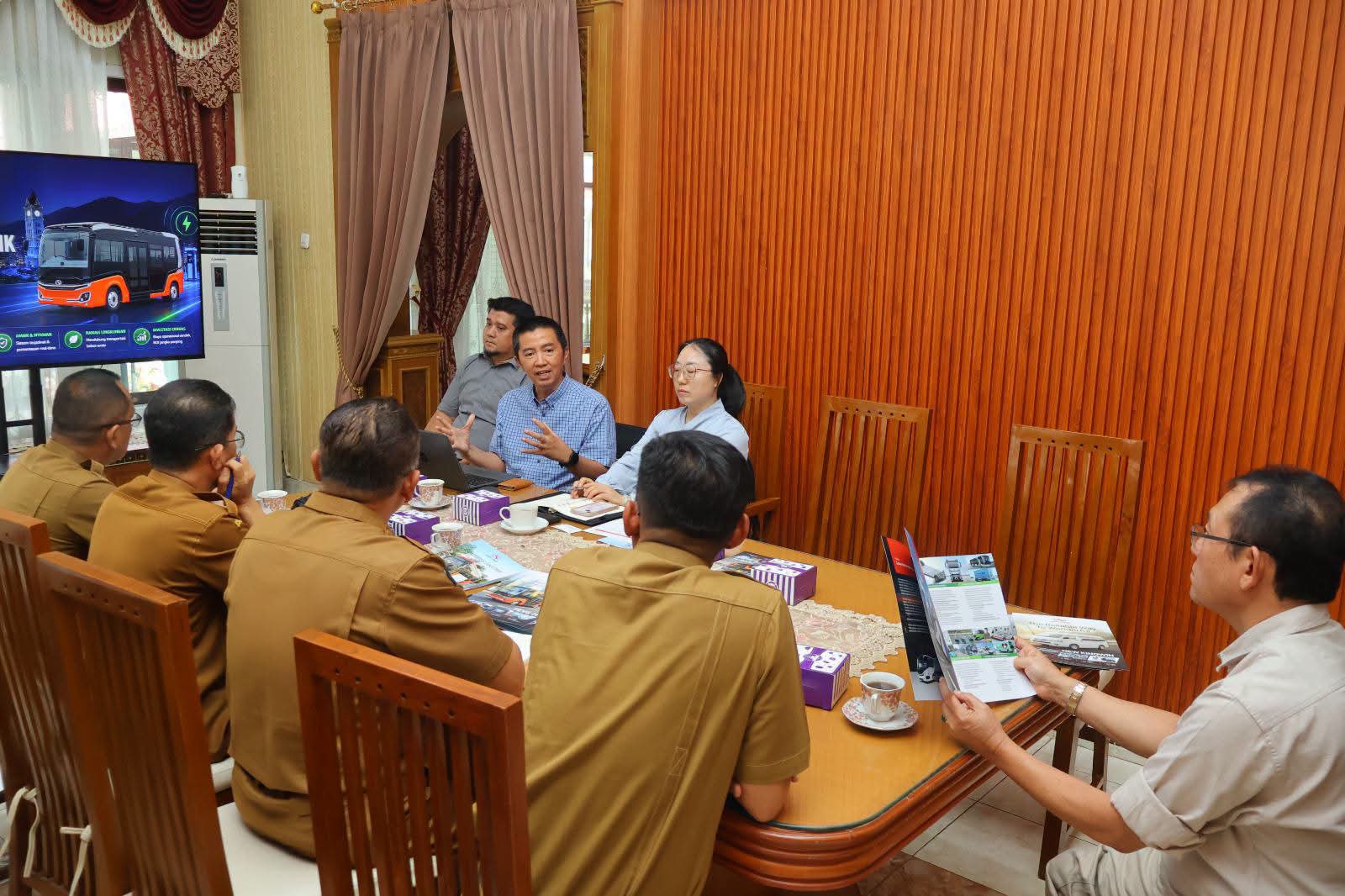 Wako Zulmaeta Siapkan Transportasi Ramah Lingkungan untuk Pelajar dan Masyarakat