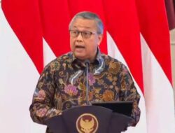 Gubernur BI Perry Warjiyo Mundur