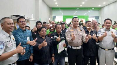 Pengukuhan Ojol Ranah Minang, Jasa Raharja Dorong Budaya Keselamatan