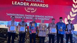 Komit Kembangkan Ekonomi Umat dan Budaya Halal di Sumbar, Gubernur Mahyeldi Raih Penghargaan Nasional