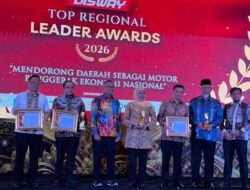 Komit Kembangkan Ekonomi Umat dan Budaya Halal di Sumbar, Gubernur Mahyeldi Raih Penghargaan Nasional