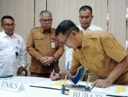 Pemkab Solsel dan TNKS Resmi Teken Kerja Sama Pengembangan Jalur Pendakian Gunung Kerinci