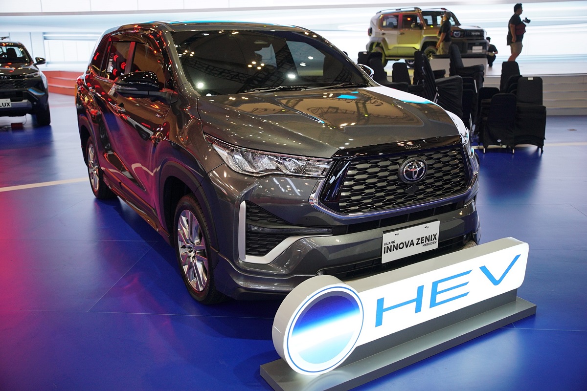 Innova Zenix menjadi salah satu model terlaris Toyota selama GIIAS 2026.