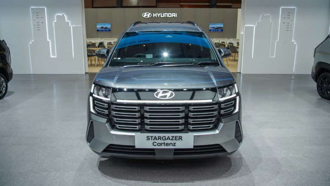 Hyundai STARGAZER Cartenz.
