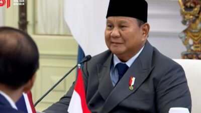 Presiden Prabowo Subianto melontarkan candaannya ketika bertemu PM Thailand Anutin Charnvirakul di Istana Merdeka.