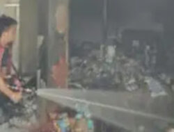 Ruko Toko Bangunan di Padang Pariaman Terbakar, Kerugian Capai Rp900 Juta