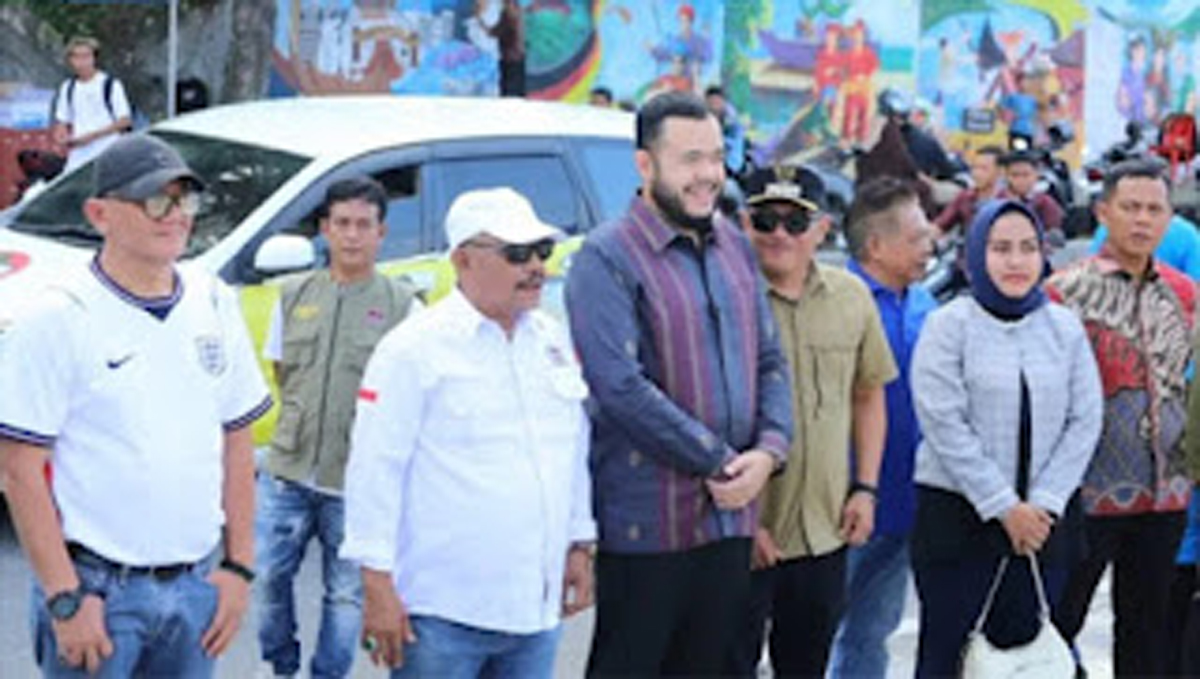 Wali Kota Padang Fadly Amran tutup Lomba Mural