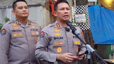 Kabid Humas Polda Metro Jaya, Kombes Budi Hermanto menjelaskan pemilik senpi.