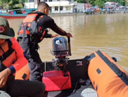 Pelajar 15 Tahun Hilang Terseret Arus Sungai Batang Arau, Tim SAR Masih Mencari