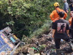 Kecelakaan Truk di Padang Panjang, Dua Korban