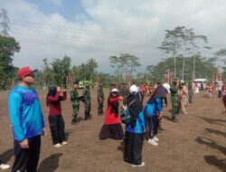 Lewat Tari Keprajuritan, Satgas TMMD ke-129 dan Anak-Anak Kobarkan Semangat Merah Putih