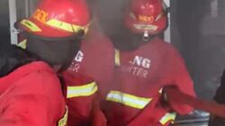 Damkar Padang Kerahkan 75 Personel dan Empat Armada