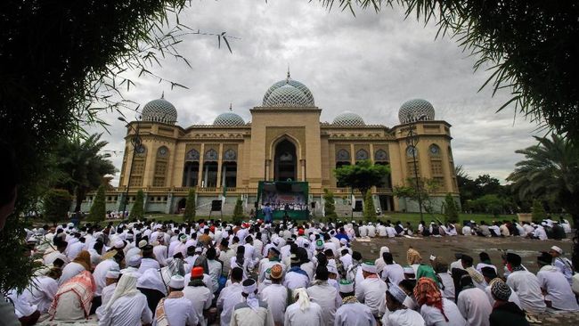 Ada beberapa hikmah Maulid Nabi yang bisa jadi bahan perenungan umat Islam.