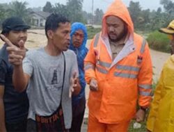 Banjir Padang, Wali Kota Pimpin Evakuasi Warga
