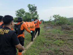 Warga Temukan Jasad Pria Tak Dikenal di Sungai Bangek Padang