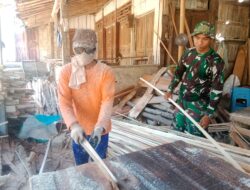 TMMD ke-129 Perkuat Pemberdayaan Ekonomi Warga Lewat Usaha Penggergajian Kayu
