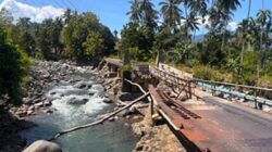 Jembatan Kalawi Limau Manih