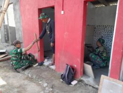 Satgas TMMD dan Warga Percepat Pembangunan WC Umum di Kabupaten Semarang
