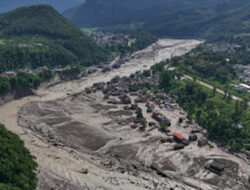 Banjir Bandang Dahsyat Nepal, Ratusan Turis Hilang
