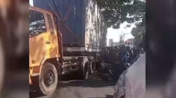 Remaja perempuan berusia 16 tahun tewas terlindas ban belakang truk tronton
