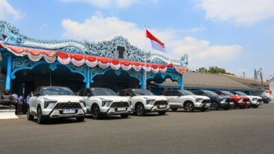 Belasan Mobil Mitsubishi Xforce Touring Jelajahi Wisata Sejarah Solo dan Ambarawa.