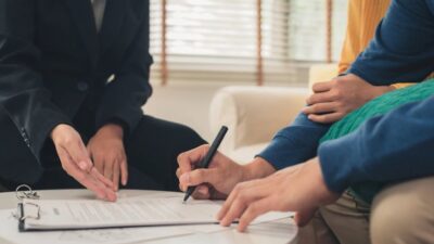 Dinamika sektor jasa keuangan turut menjadi perhatian lembaga pemeringkat dalam menilai kondisi dan kemampuan perusahaan memenuhi kewajiban keuangannya.