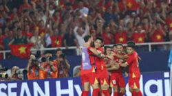 Pemain Vietnam merayakan gelar juara ASEAN Hyundai Cup 2026