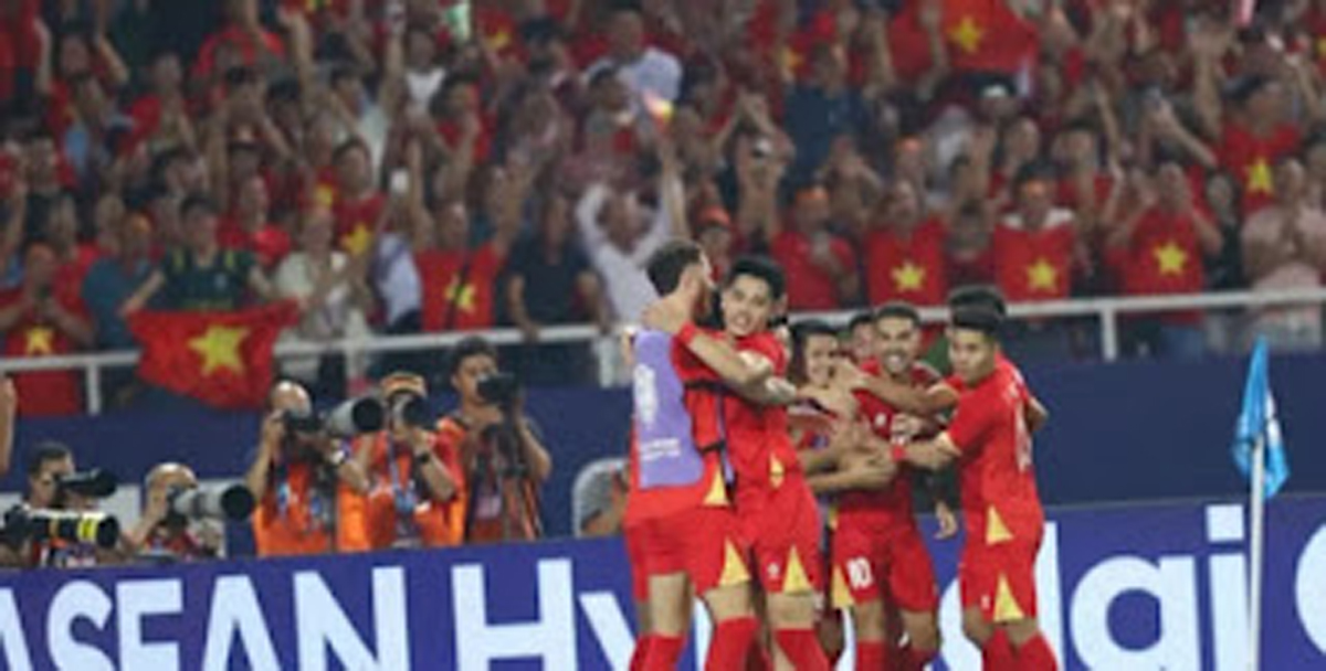 Pemain Vietnam merayakan gelar juara ASEAN Hyundai Cup 2026