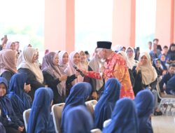Kisah Anak Buruh Angkut yang Jadi Gubernur, Mahyeldi Suntik Semangat Ratusan Siswa Sekolah Rakyat