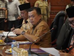 Gubernur Al Haris Pimpin Rapat Evaluasi Perkembangan Pelaksanaan Kegiatan Pembangunan Triwulan II TA 2026