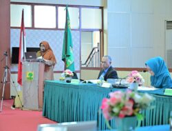 Kembangkan Edukasi Gigi Anak Berbasis Website, Ketua DWP Sumbar Arymbi Pujiastuty Raih Doktor