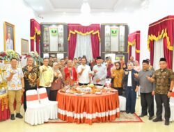 Gubernur Mahyeldi: Pariwisata Ramah Muslim Harus Berdampak bagi Masyarakat