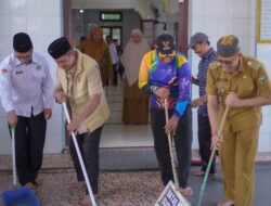 Bupati Solok Apresiasi Kegiatan Bersih-Bersih Masjid di Nagari Cupak