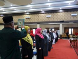 Wali Kota Zulmaeta Lantik 17 ASN, Perkuat Pelayanan Pendidikan, Kesehatan dan Pemerintahan