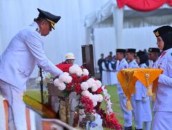 Upacara Penurunan Sang Merah Putih di Payakumbuh, Wawako Elzadaswarman Ajak Rawat Persatuan